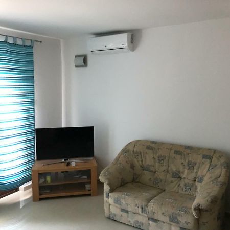 Apartments Volarevic 블라체 외부 사진